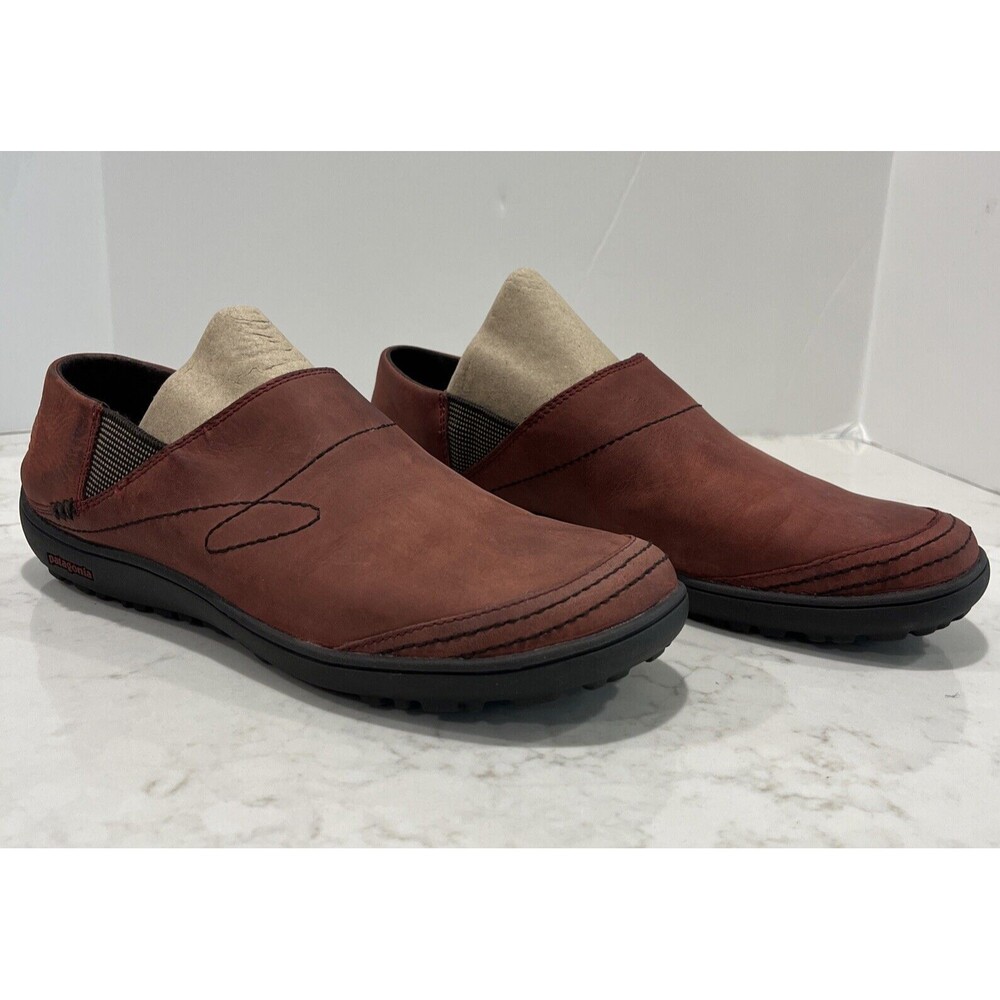 Patagonia Womens 9 Leather Slip On Casual Walking Comfort Shoes Gypsum Mars Red